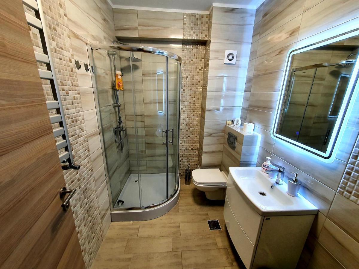 Alezzi Majestic Apartments 115 那沃达利 外观 照片